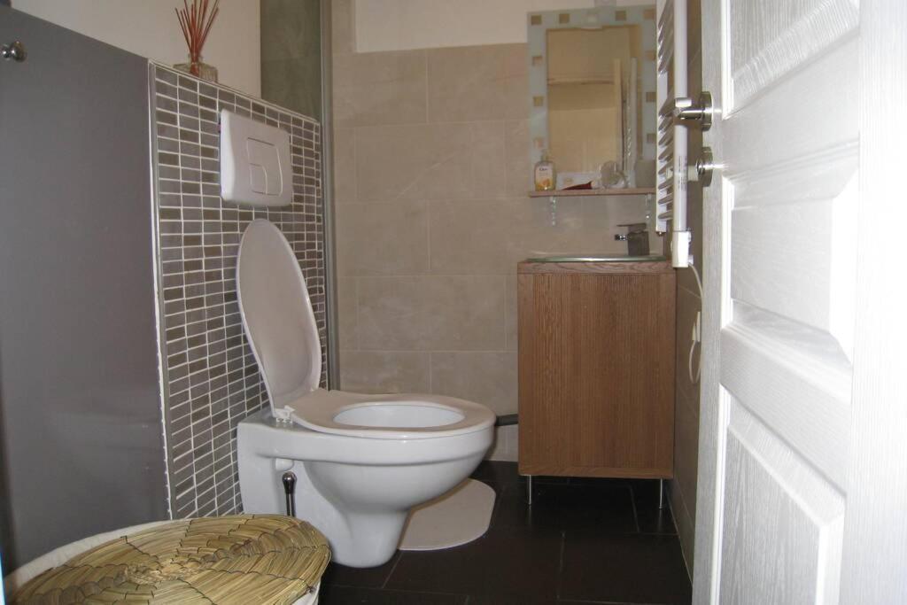 Charmante Maisonnette Aux Portes De Paris Saint-Ouen  Dış mekan fotoğraf